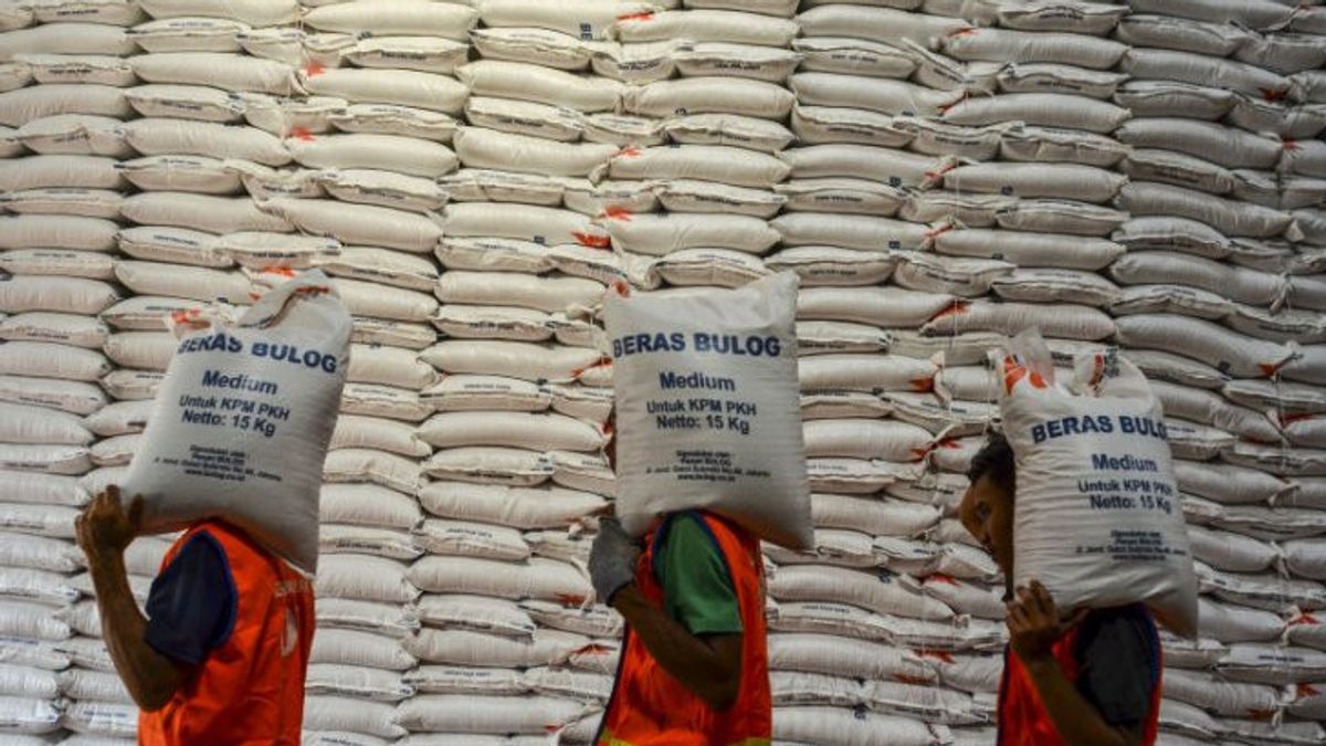 يقول بولوغ إن مخزون الأرز في بالي يصل إلى 3000 طن ، وهو ما يكفي ليوم نيبي ورمضان