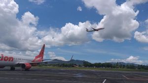 Waduh, 23 Penumpang Pesawat di Bandara Sam Ratulangi Manado Positif COVID-19