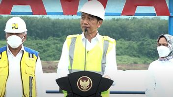 在萨达瓦纳大坝落成典礼上，佐科威耗尽了2，065吨印尼盾的国家预算：请注意Indramayu不会增加其大米产量！