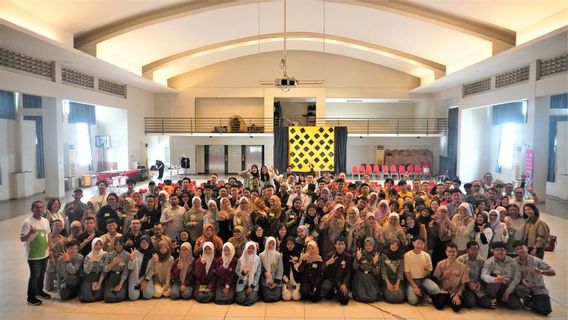 Kaspersky et Peace Generation en Cybersécurité dans l'ouest de Java