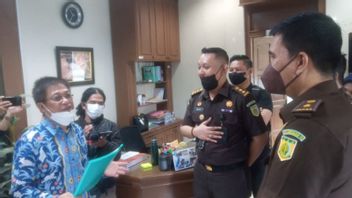 Le Bureau De PDAM Makassar Perquisitionné Par Kejati Sulsel Lié à Une Corruption Présumée S’élevant à 31 Milliards De Pesos
