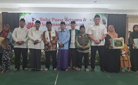 Pramono Santuni 1.500 Anak Yatim di Mesjid Raya KH. Hasyim Asy'ari