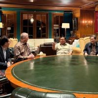 Bertemu Pengusaha Hingga Larut Malam, Prabowo Dorong Kolaborasi Ekonomi Nasional