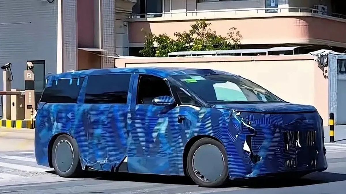 Denza Siapkan D9L, MPV Kelas Atas dengan Teknologi Canggih
