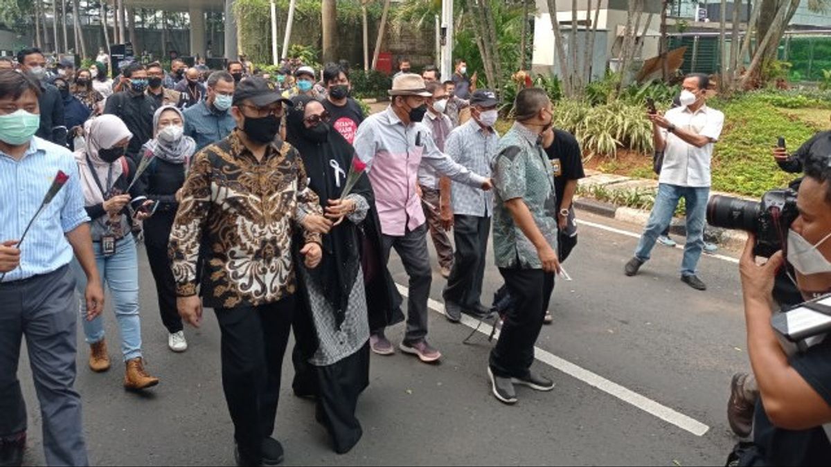 Responding To Dismissal, Novel Baswedan's Wife: There Was An Intentional Removal Of My Husband