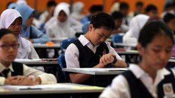 Hors De La Zone Rouge, Les écoliers Du Sud-sud De Sumatra OKU Peuvent Apprendre En Face à Face