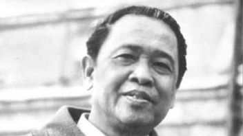1927年3月16日:インドネシアの偉大な作家ラマダンK.Hの生年月日