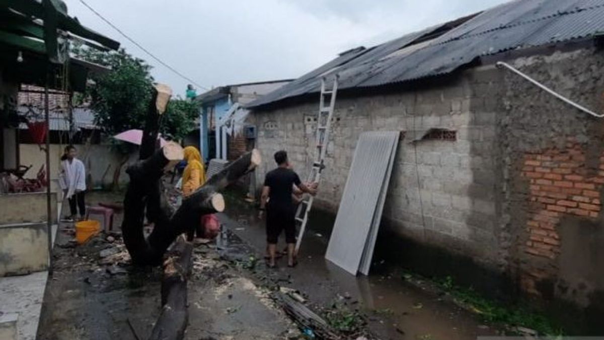 Pemkab Akan Ganti Rugi 463 Rumah Rusak Akibat Bencana di Bekasi