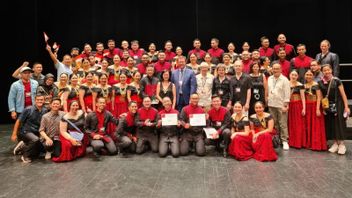 Batavia Madrigal Singers Juarai European Grand Prix 2022 di Tours, Prancis