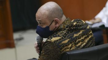 元ブキッティンギ警察署長がイリエンテディミナハサ麻薬事件で懲役20年の刑を宣告された