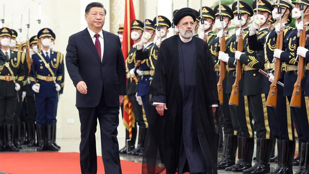 President Xi And Raisi Are Calling For The Lifting Of Iranian Sanctions For The Recovery Of The 2015 Nuclear Deal