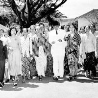 Busana Tanpa Kelas Sosial Itu Bernama Kebaya