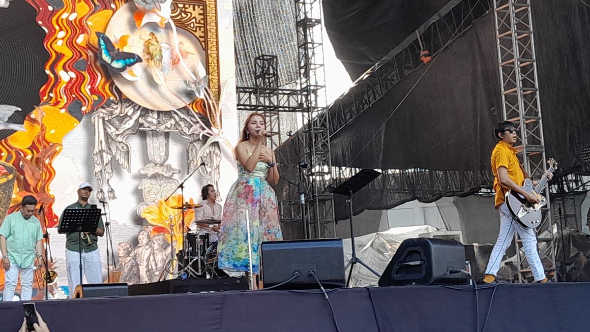Day Three, Mocca Opens Joyland Festival Jakarta 2023
