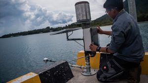 Potensi Gelombang 6 Meter di Selatan Jawa, BMKG Ingatkan Penumpang Kapal Feri Waspada