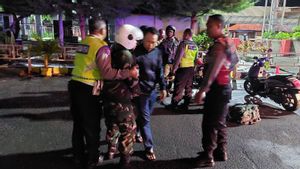 Menyamar Pakai Atribut Mirip TNI, Pelaku Curanmor Dibekuk di Gilimanuk