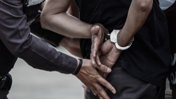 カリデレスのたこ焼き屋が未成年者を虐待