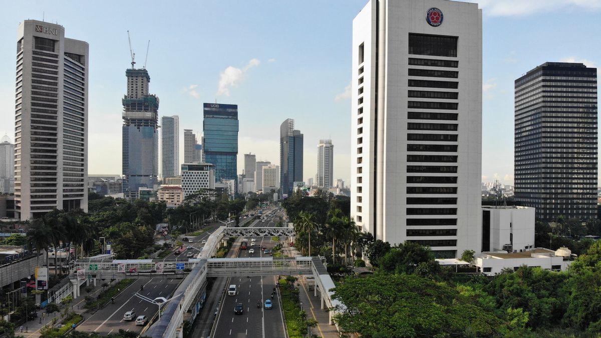 Jakarta yang Mulai Ditinggalkan Penghuninya Kemungkinan Diguyur Hujan Ringan Siang Nanti