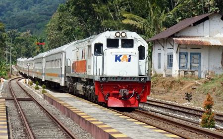 Penjualan Tiket KA Jarak Jauh Periode Nataru Sudah 94 Persen, Kereta Lokal Baru 70 Persen