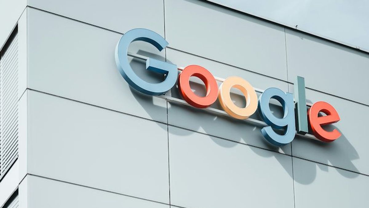 Google Invested IDR 421 Billion To Support AI Training In Europe