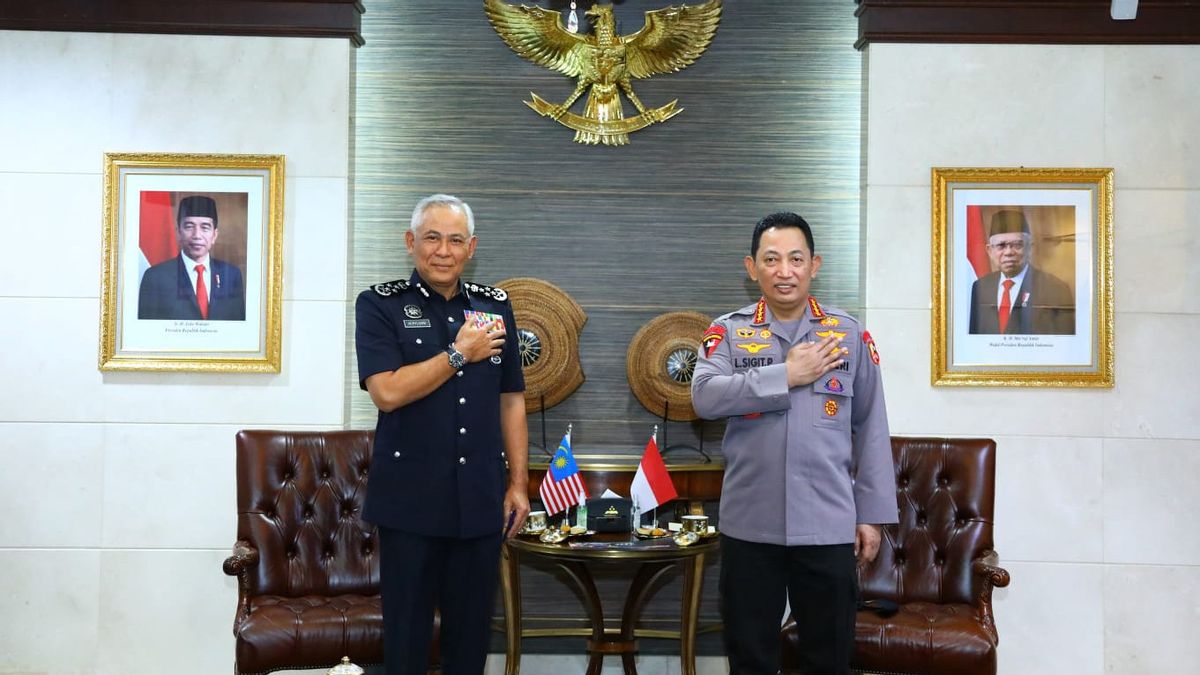 رئيس الشرطة يلتقي رئيس الشرطة الماليزية ويناقش PMI غير قانوني حتى التعامل مع COVID-19