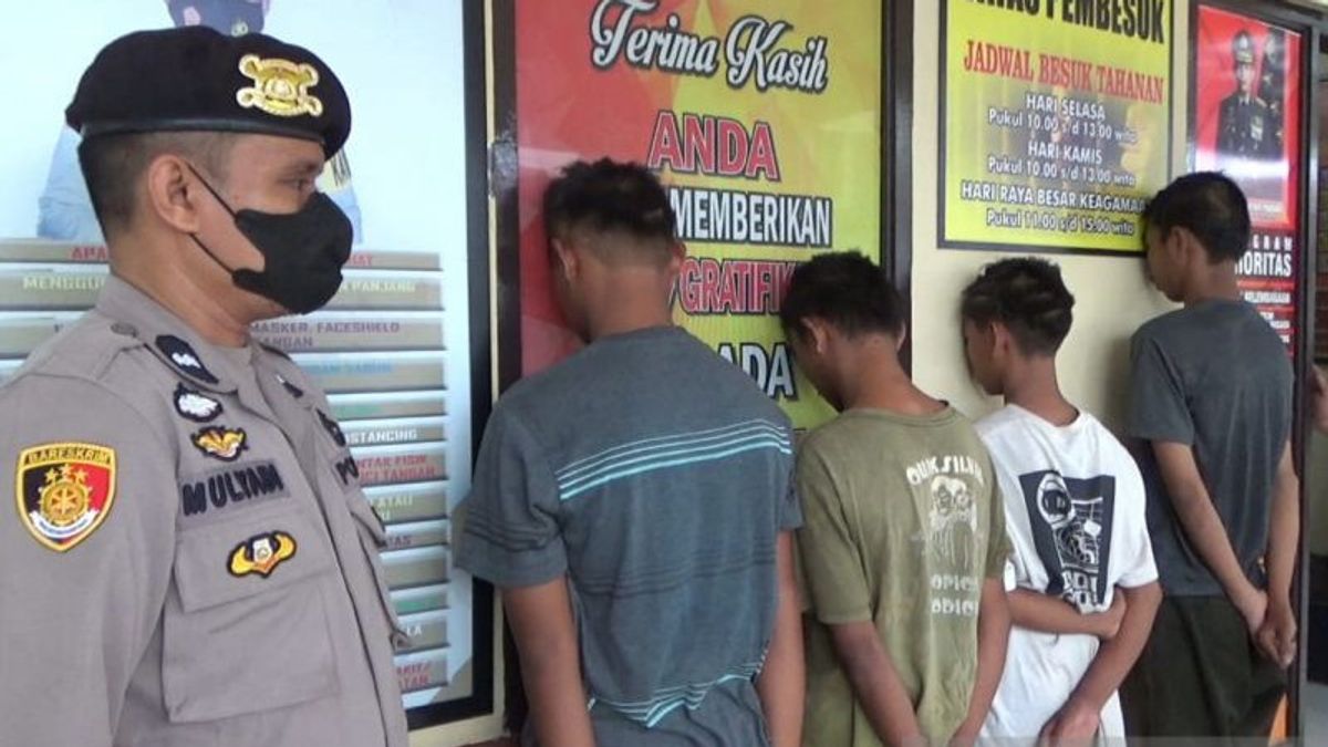 Polisi Tangkap 4 Pelaku Begal di Makassar Modus Layanan Aplikasi Kencan