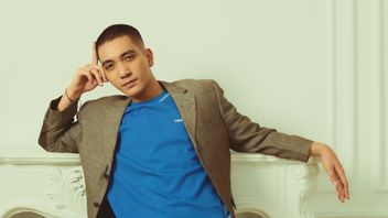 拉菲·苏迪曼(Rafi Sudirman)的好祈祷在专辑《今日、明天、永远》中呈现