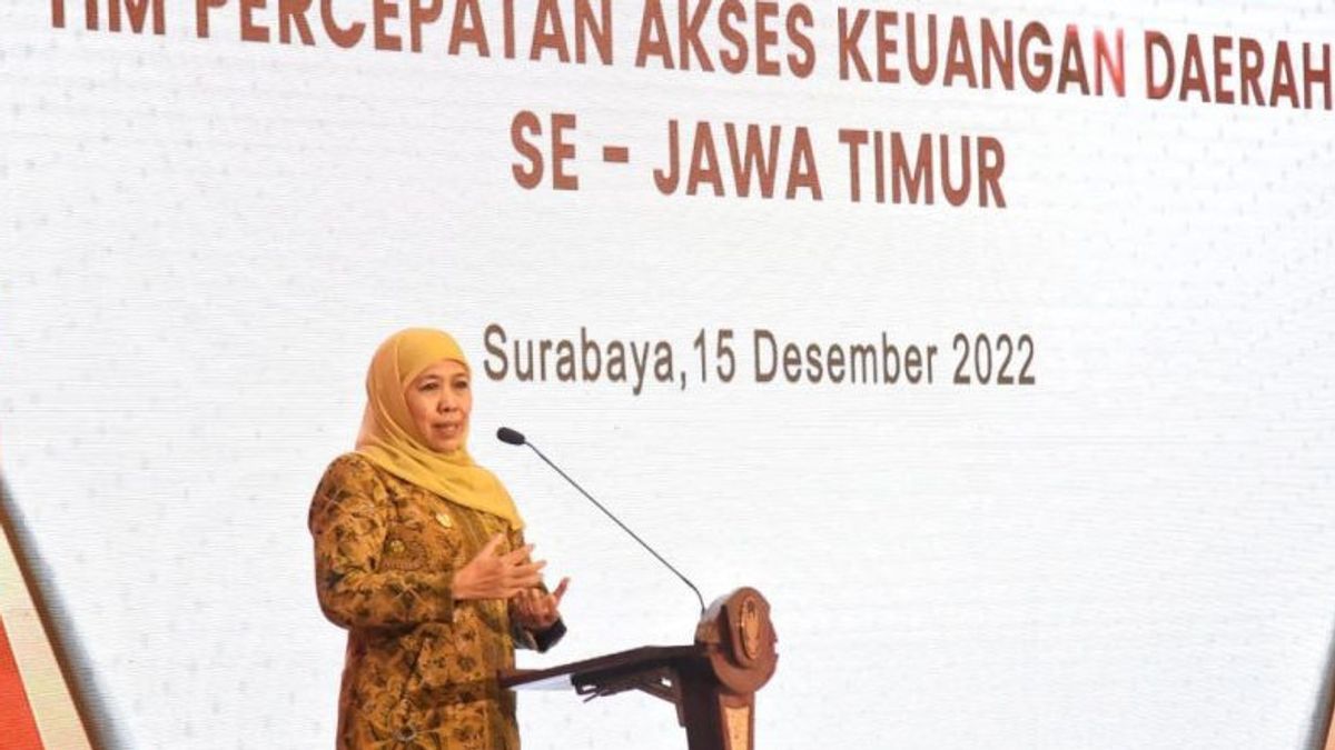 Gubernur Khofifah Kukuhkan 7 TPAKD Jawa Timur