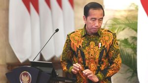 Dekat dengan Masyarakat, Jokowi Minta Polri Jaga Sikap
