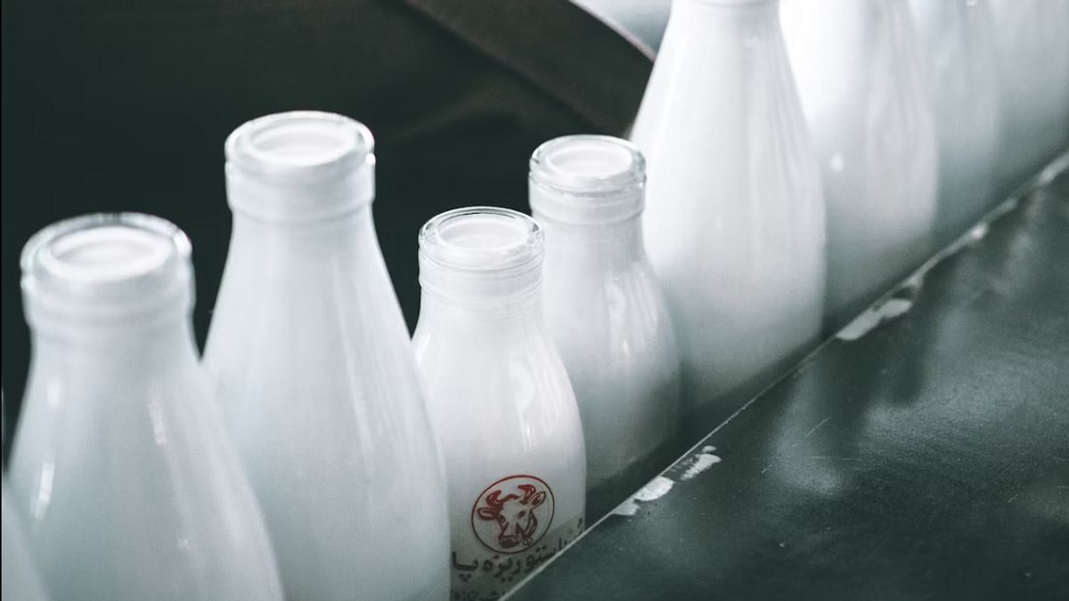 甘い濃い牛乳の危険性を思い出させる、専門家:健康的で栄養価の高い食品に置き換える