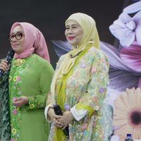 Di Gelaran Penghargaan Perempuan Inspiratif 2025, Arumi Bachsin–Dewi Yull Ungkap Peran Ganda Perempuan