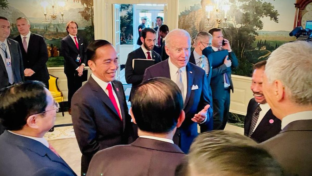 KSP Nilai Sambutan Hangat Biden ke Jokowi Bantah Gap Usai RI Undang Rusia di G20
