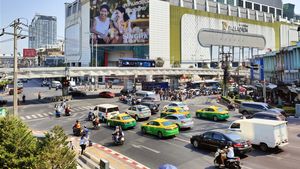    Perang Militer Thailand-Kamboja, Bagaimana Nasib Turis di Bangkok?