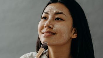 How Often Do Facial Exfoliation Needs To Be Done To Produce Glowing Skin? This Is An Expert Opinion