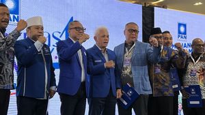 PAN Officially Submits Support Decree To 8 Candidate Cagub-Cawagub Paslons In The 2024 Pilkada