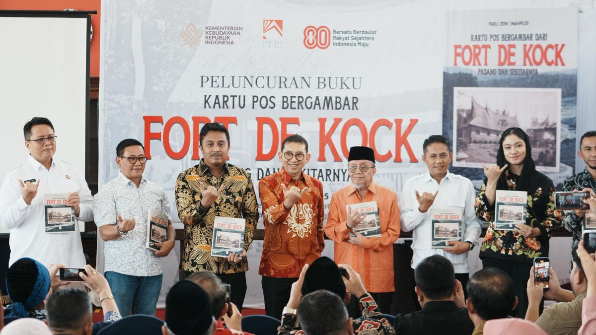Tracing West Sumatra Through Fort de Kock Postcards
