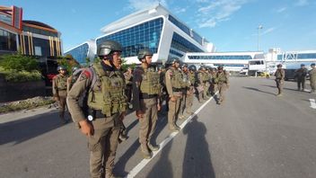 Security Strengthening In Papua, Police Send 2 Brimob SST