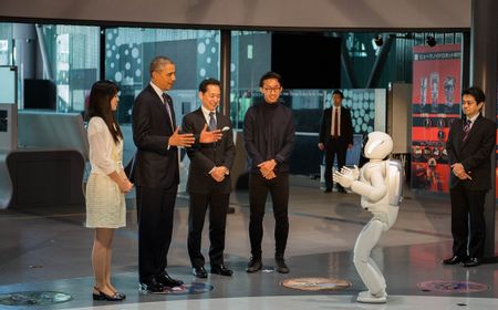 Sempat Bergaya di Depan Barack Obama hingga Menuang Kopi, Robot Asimo Honda Pensiun Setelah 20 Tahun