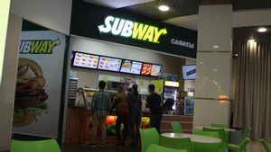 Subway Minggat karena Tak Cukup Kelas Menengah di Indonesia pada 90-an