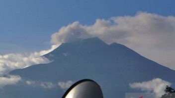 ケリンチ山噴火、運輸省:空港と近くの飛行経路はまだ正常に機能しています