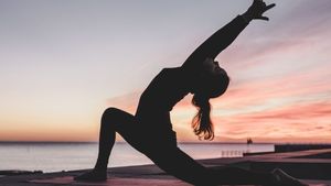 Alami Sembelit? Coba 7 Gerakan Yoga untuk Pencernaan yang Sehat
