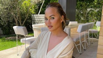 Affected By Bullying Case, Chrissy Teigen Leaves Never Have I Ever 2