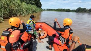 Bocah 10 Tahun Tenggelam di Sungai Komering OKU Timur, Tim SAR Lakukan Pencarian