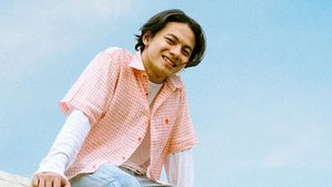 Tsaqib Dibantu Zara Adhisty Tulis Single Kedua, <i>Sudahkah Aku?</i>