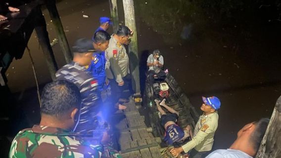 マレーシア人クルーはシアック川で溺死しているのが発見された