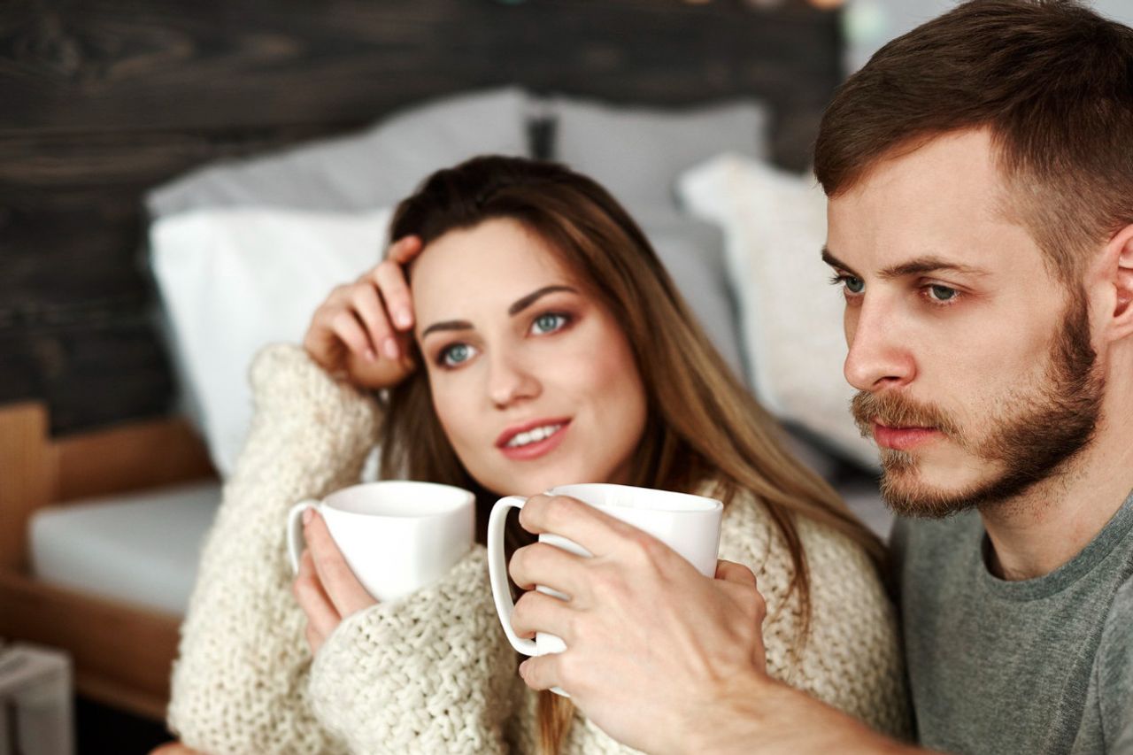 一般的に経験するが、関係の退屈を引き起こす8つのことを認識する