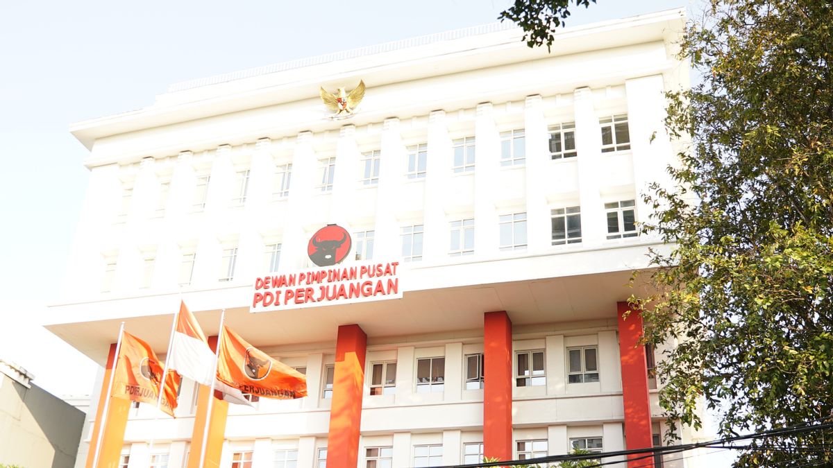 Nouvelles Risma A Offert De Devenir Ministre Social, PDIP Surabaya: Nous Nous Concentrons Toujours Sur Les élections Locales