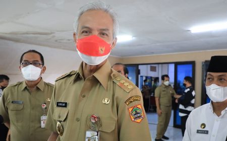 Ganjar Pranowo Beri Bantuan Rp107 Miliar untuk Lebih dari 2.000 Lembaga Agama