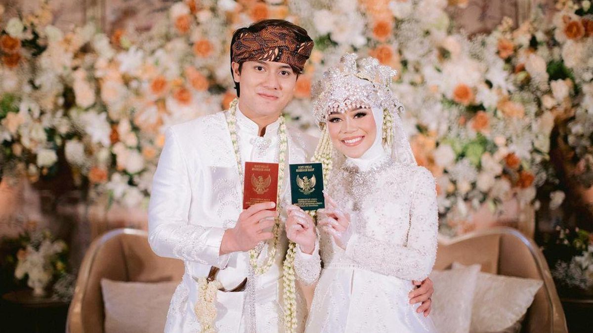 Seperti Lesti dan Rizky Billar, 3 Artis Ini Mengaku Menikah Siri Setelah Hamil