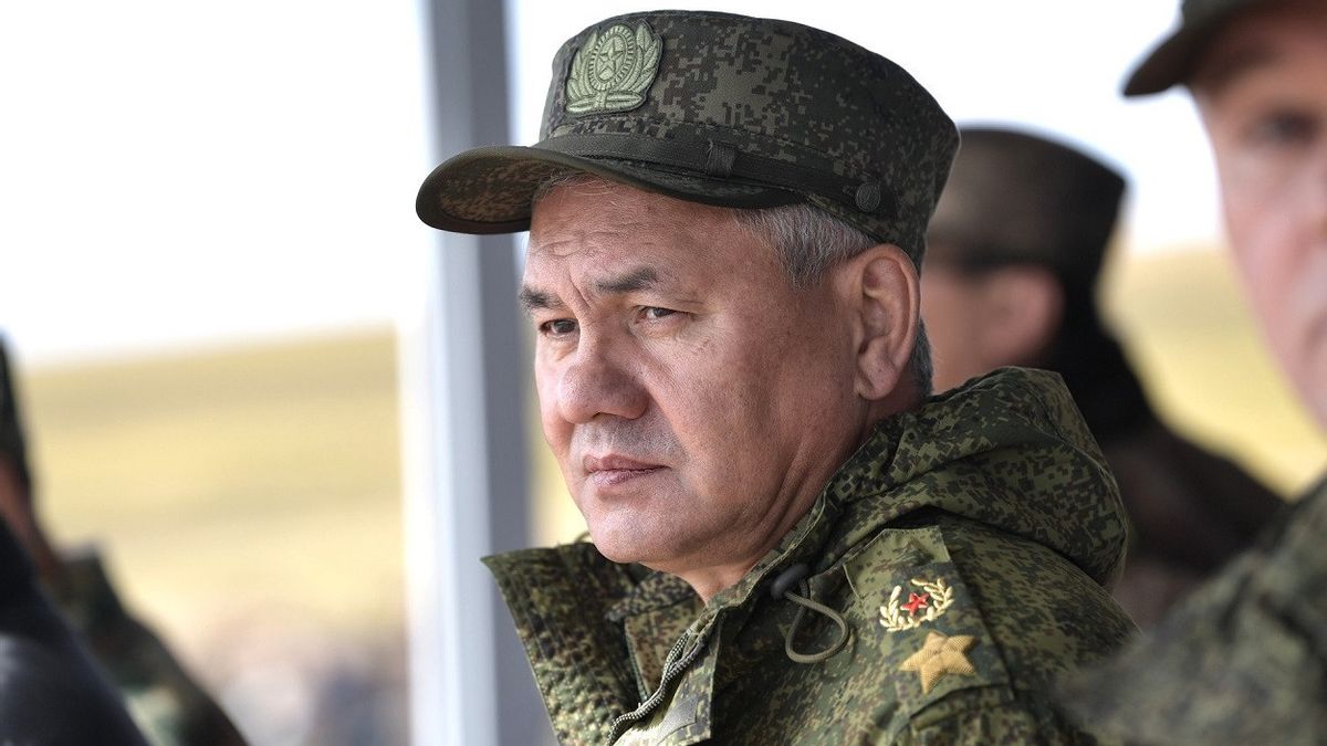俄罗斯国防部长要求加快炮兵生产:停止搞砸,这与战争棉兰的表现有关