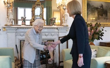 Temui Ratu Elizabeth II, Liz Truss Terima Tugas Bentuk Pemerintahan Baru